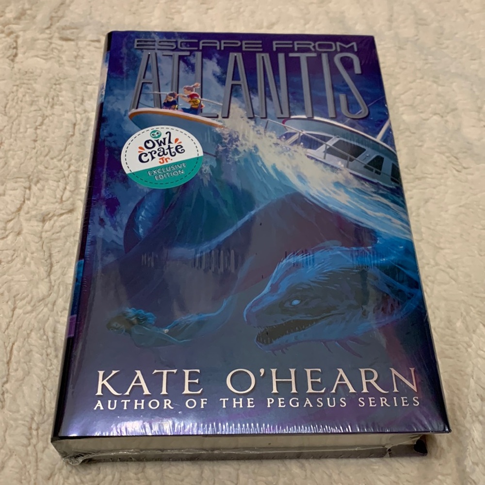 Owlcrate Jr Exclusive Edition Escape From Atlantis by Kate O’Hearn